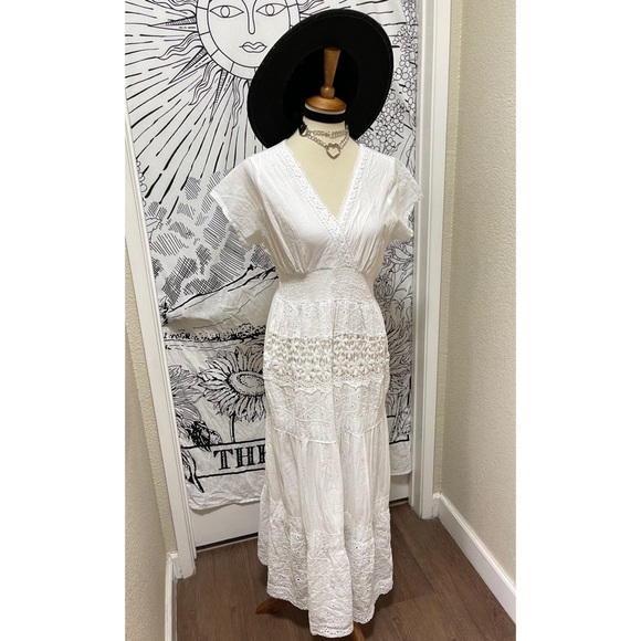 🌈 Beautiful maxi lace dress - Picture 11 of 12